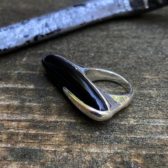 NEW Silver & Onyx Deco Statement Ring - Picture 7 of 9